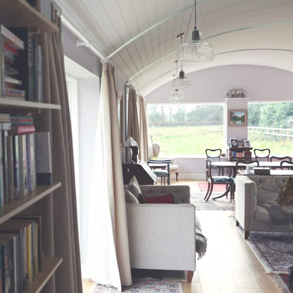 curved ceiling in living space